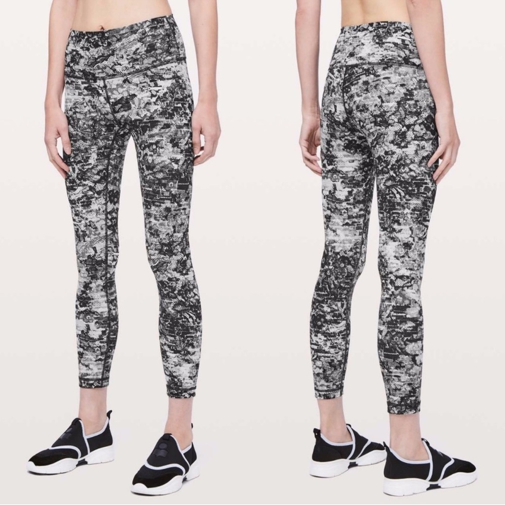 Lululemon Wunder Under HR 25" *Luxtreme Masked Lace Starlight Black | SIZE 2